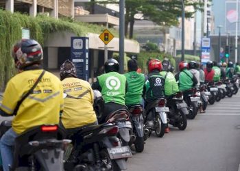 Aliansi Taktis Laskar Malari Progati menyerahkan draf Perppu perlindungan ojol ke Setneg dan dua Kemenko.(istimewa)
