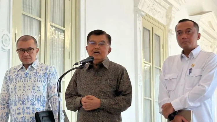 Jusuf Kalla bertemu Presiden Prabowo membahas investasi energi hijau senilai Rp 60-70 triliun. (istimewa)
