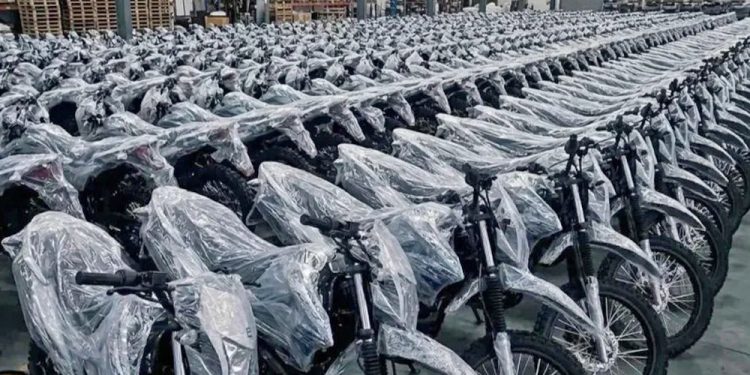 Kejagung menetapkan Komisaris PT YAT sebagai tersangka dugaan markup pengadaan 21.801 motor listrik (istimewa)