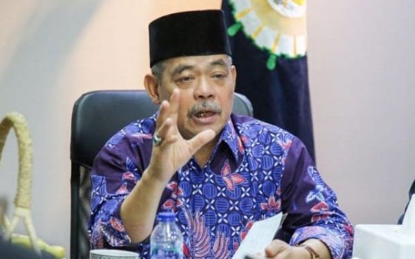 Ketua Umum APKASI Bursah Zarnubi mengusulkan penghentian sementara rekrutmen CPNS dan memprioritaskan PPPK muda menjadi PNS. (Istimewa)