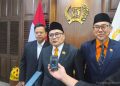 Ketua DPRD DKI Jakarta, Suhud Alynudin menegaskan komitmennya melanjutkan berbagai capaian positif yang telah dibangun sekaligus memperkuat sinergi dengan Pemprov DKI dalam menjalankan pembangunan dan meningkatkan kesejahteraan masyarakat.